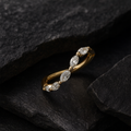 Handcrafted wedding ring in gold with 5 marquise diamonds